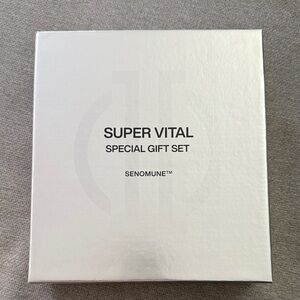 Iope super vital senomune gift set new in box